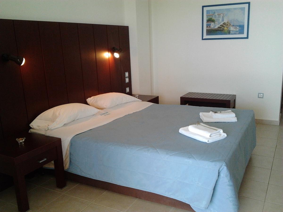 Ionion Star Hotel Tholon Экстерьер фото